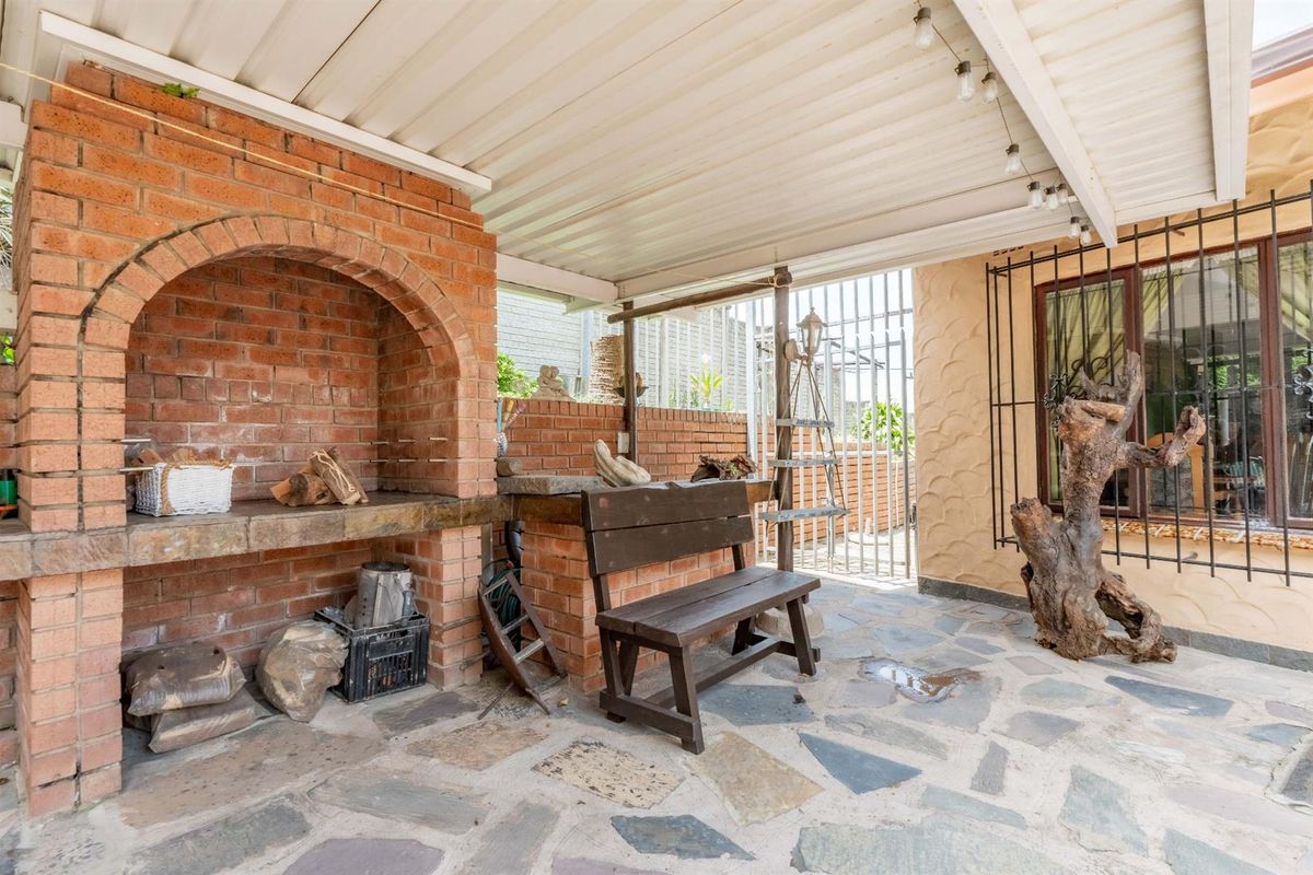 A Forever Family Home with Large Flatlet - Photo 3