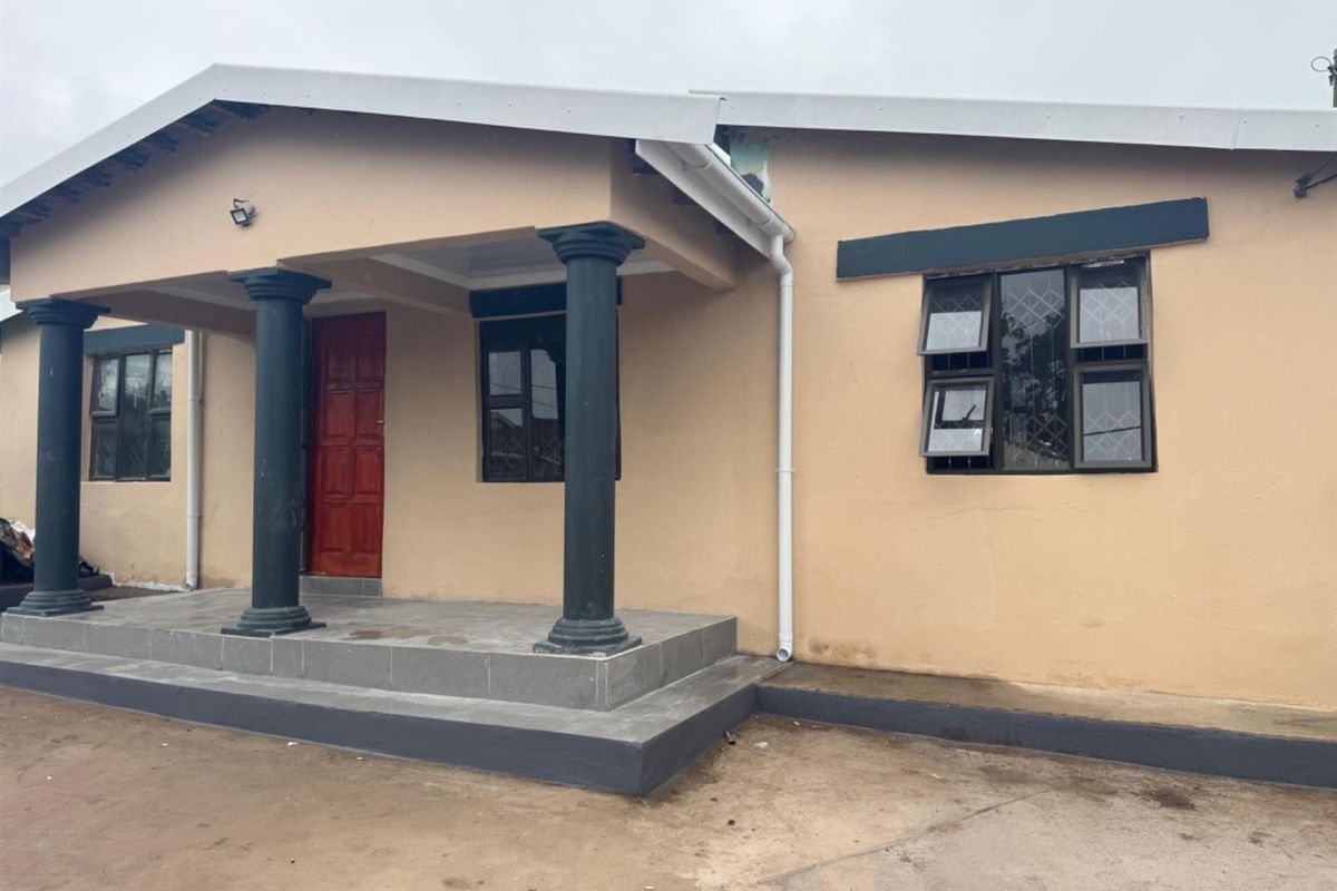 3 Bedroom House For Sale - Photo 4