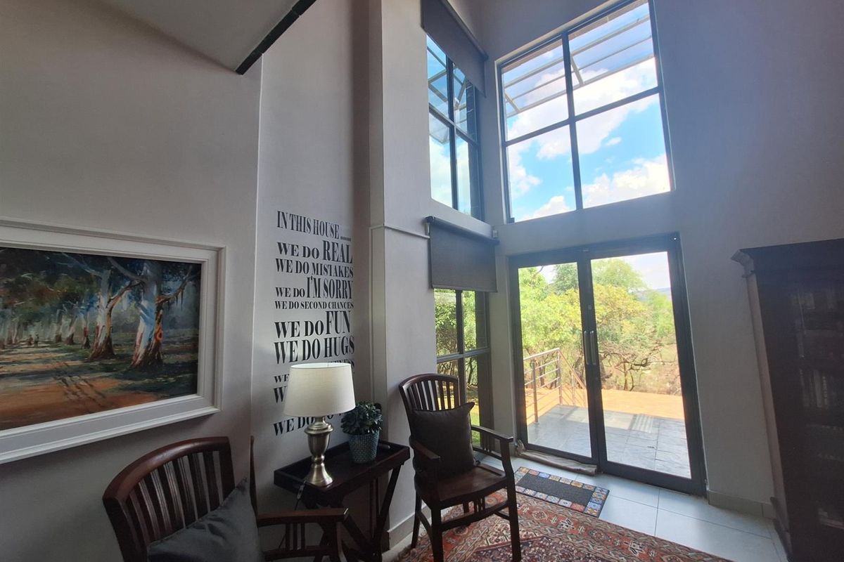 Architectural Bushveld Masterpiece in Kranspoort - Photo 4