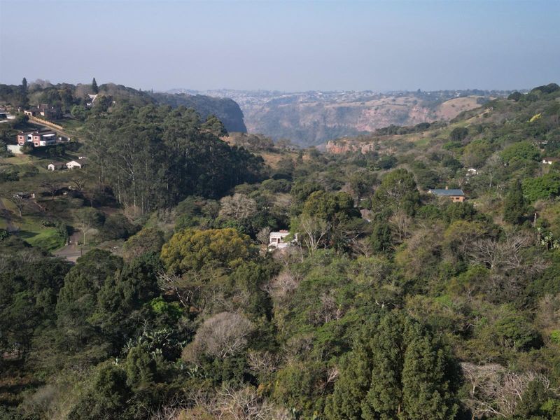 3 Bedroom House in Forest Hills - Photo 9