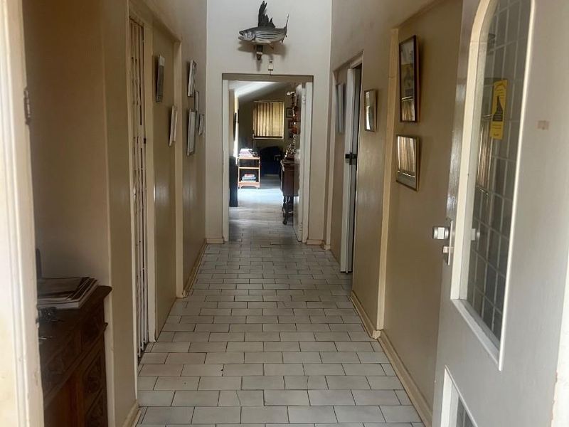 House For Sale in Riviera Park, Mafikeng, North West - Photo 6