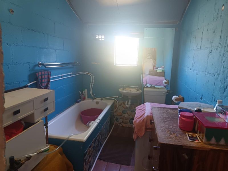 House For Sale in Cloetesville - Photo 8