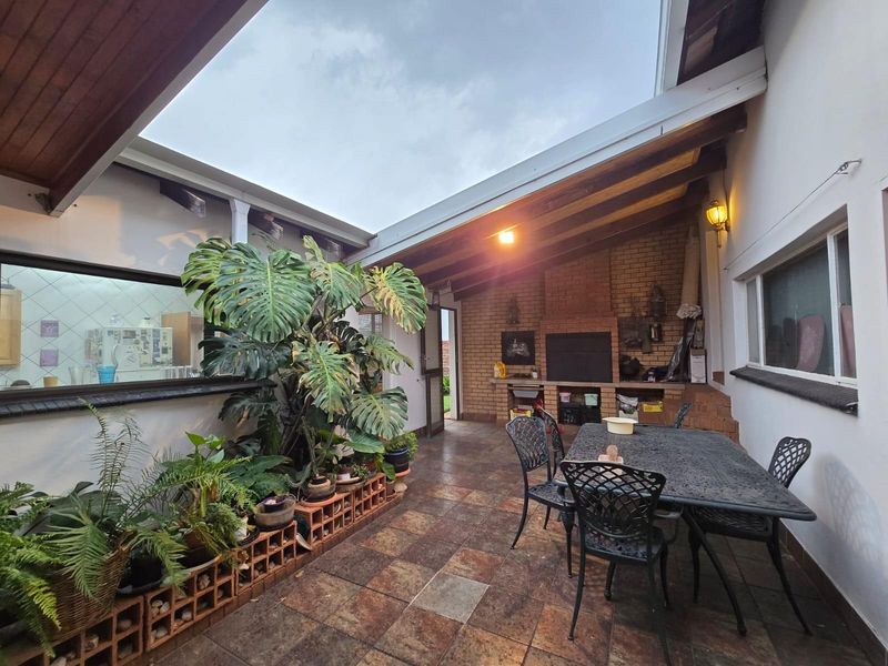 House For Sale in Wonderboom, Pretoria - Photo 5