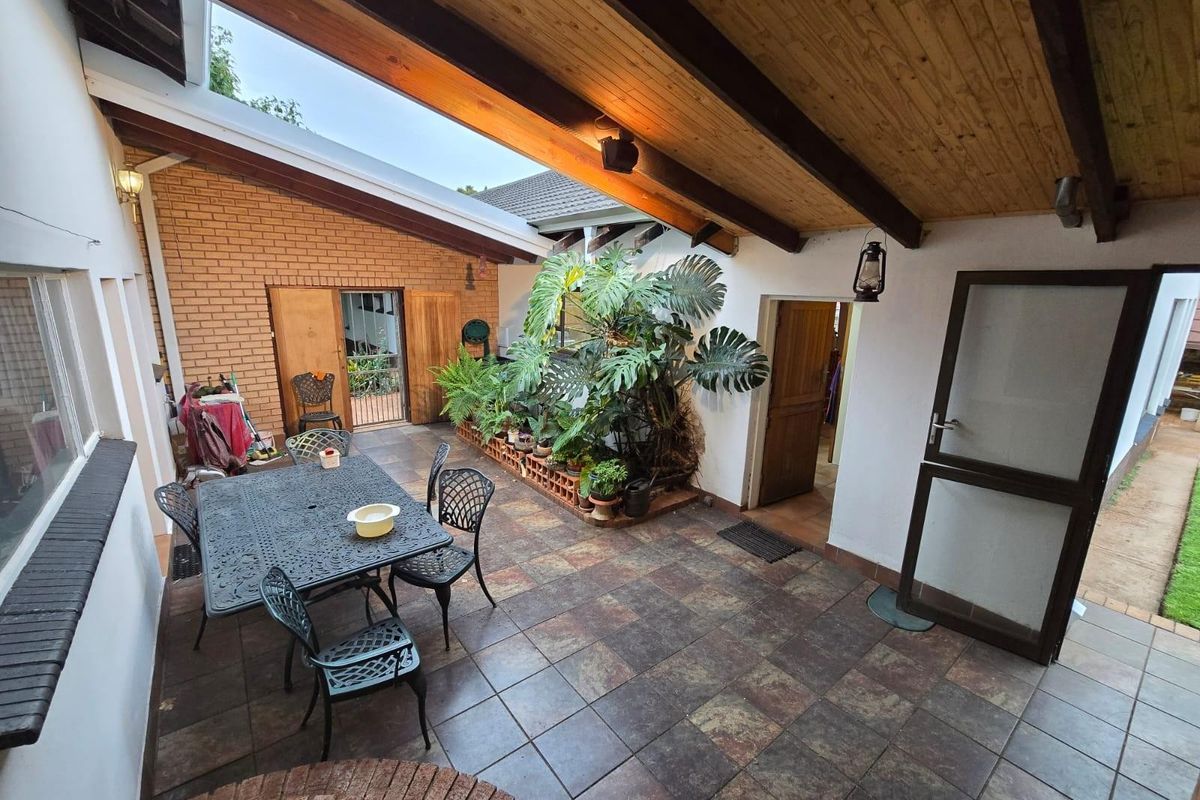 House For Sale in Wonderboom, Pretoria - Photo 4