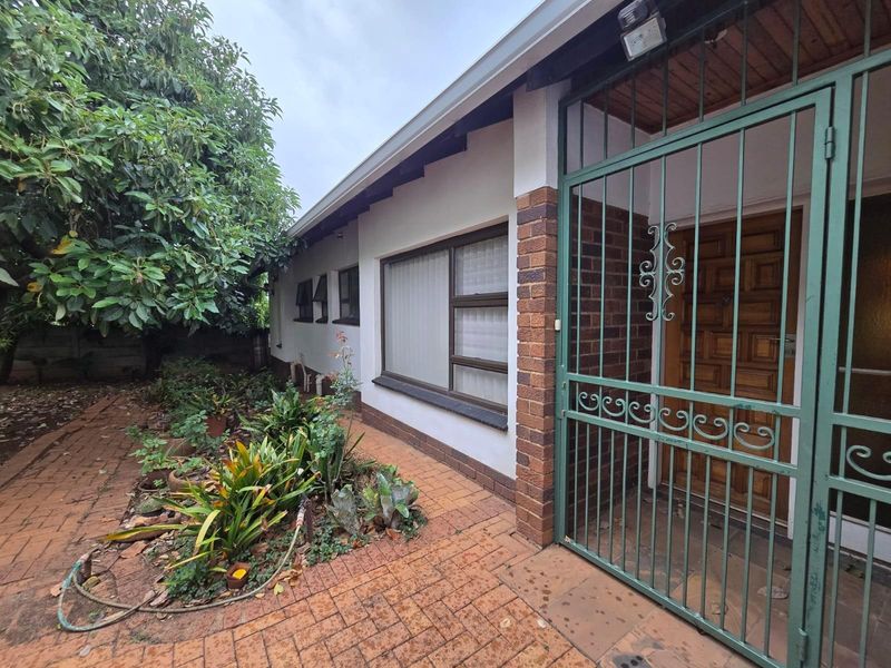 House For Sale in Wonderboom, Pretoria - Photo 6