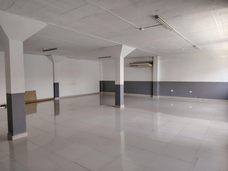 An immaculate Office Space To Rent in South Beach, Durban, KwaZulu Natal - Photo 4