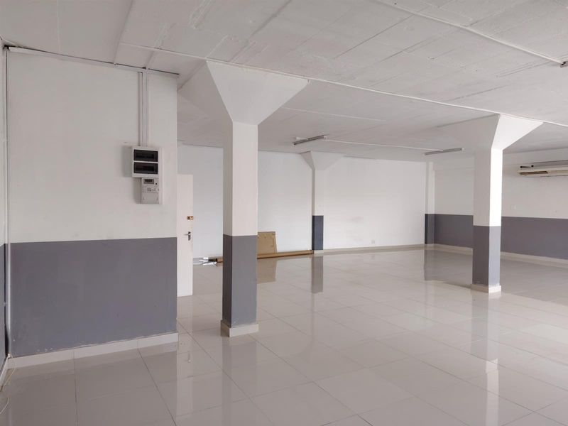 An immaculate Office Space To Rent in South Beach, Durban, KwaZulu Natal - Photo 5