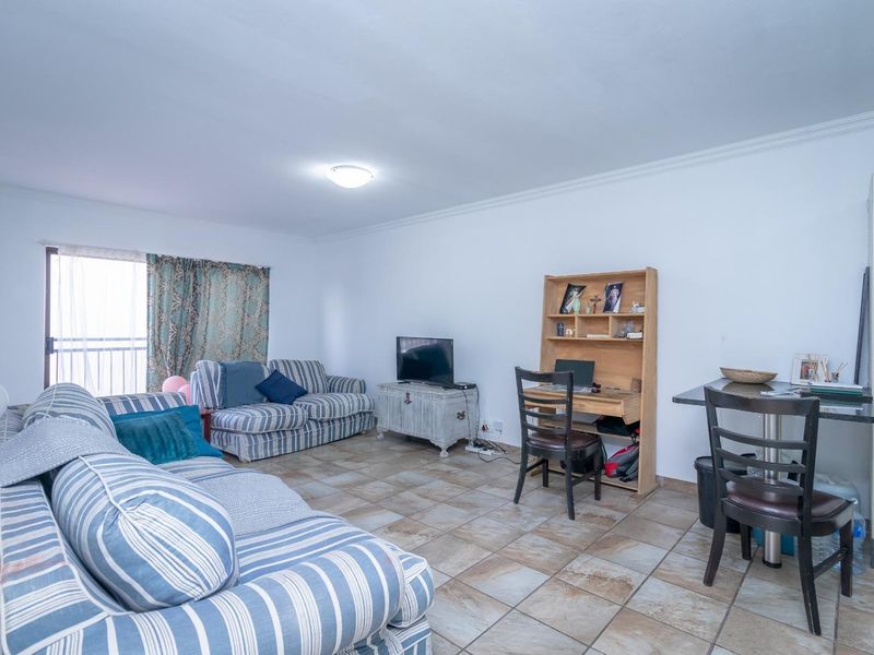 Apartment For Sale in Melodie, Hartbeespoort, North West - Photo 4