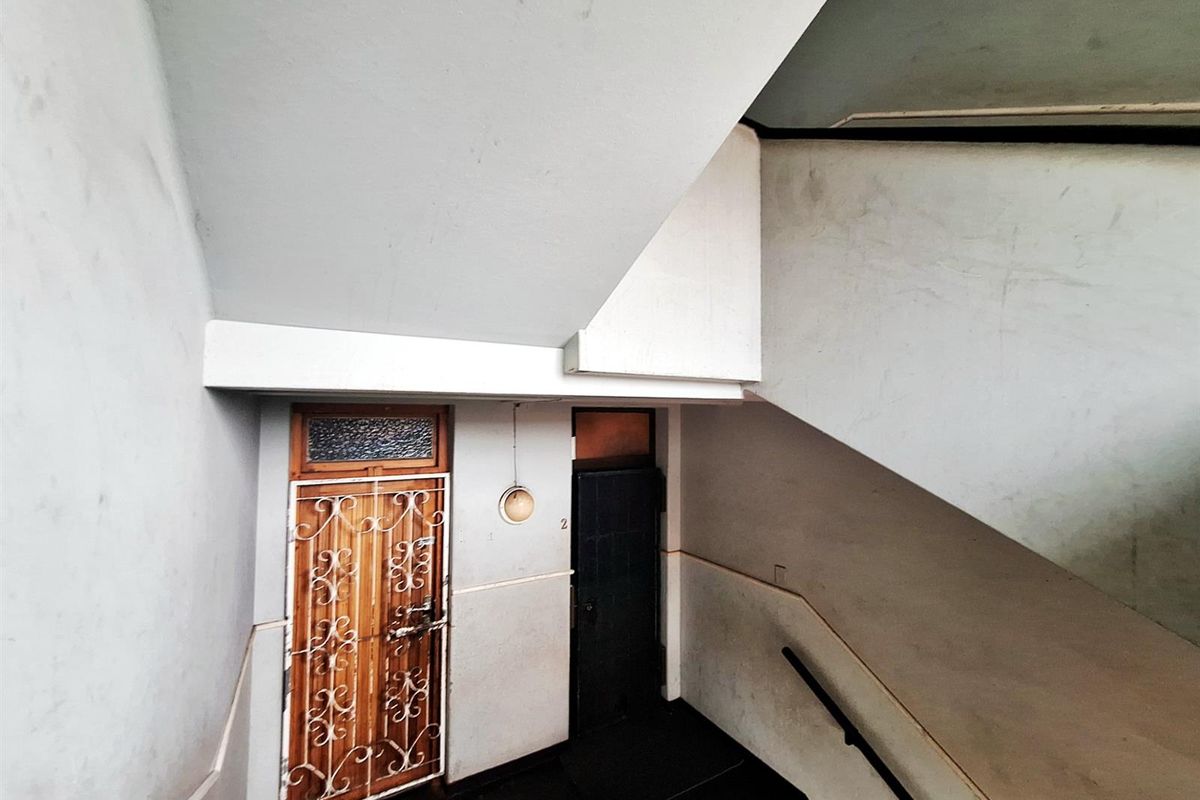 INVESTORS!!  Apartment Block For Sale in Umbilo, Durban, KwaZulu Natal - Photo 4