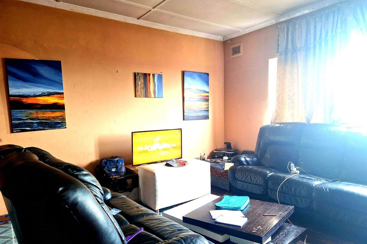 INVESTORS!!  Apartment Block For Sale in Umbilo, Durban, KwaZulu Natal - Photo 5