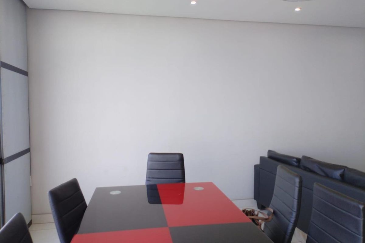 Apartment For Sale in Windermere, Durban, KwaZulu Natal - Photo 4
