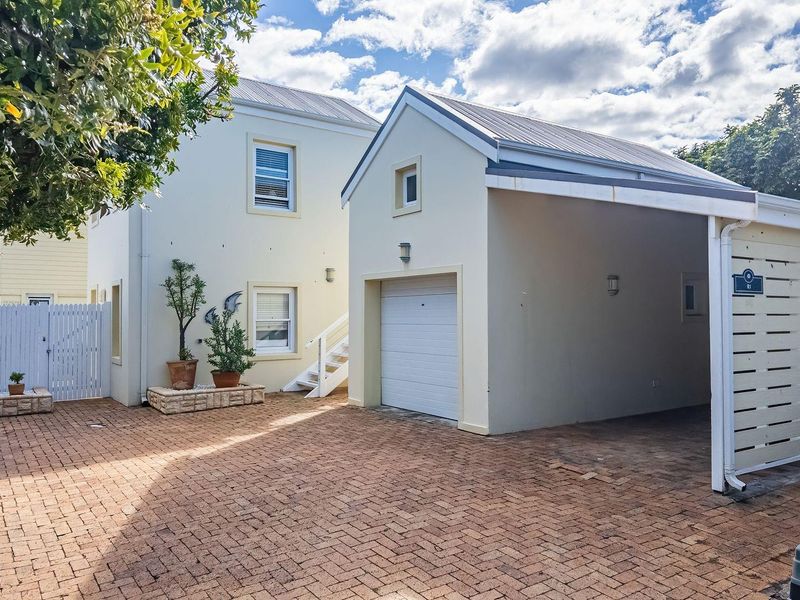 North-facing 4 bedroom House For Sale in Thesen Islands, Knysna - Photo 9