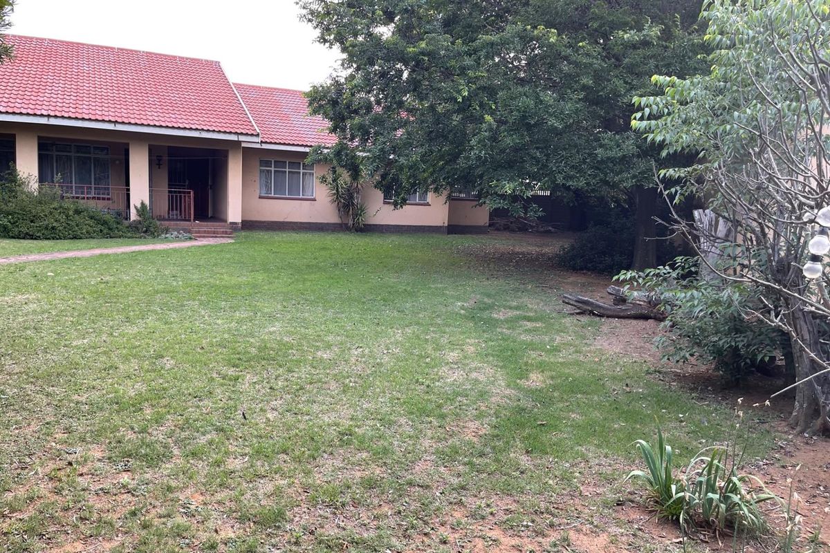 Cosy Family Home For Sale in Kriel - Photo 3