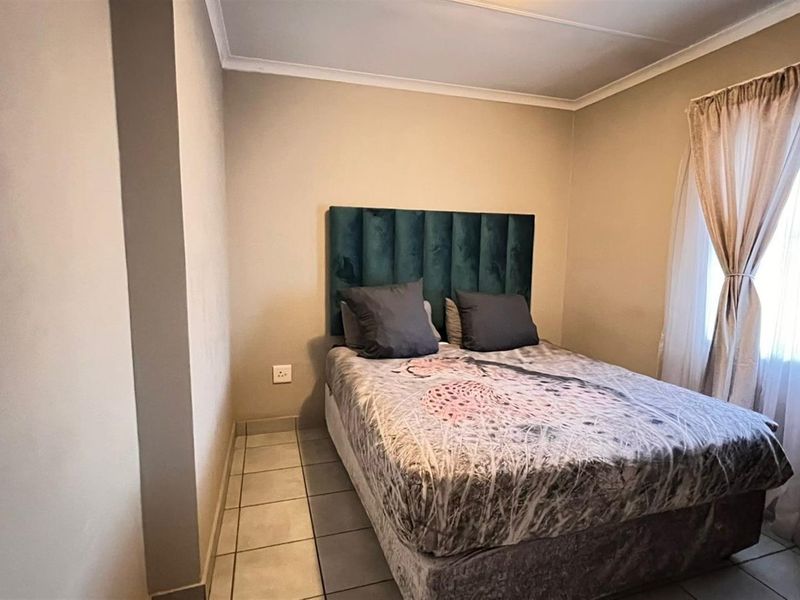 Apartment For Sale in Heuweloord, Centurion - Photo 5