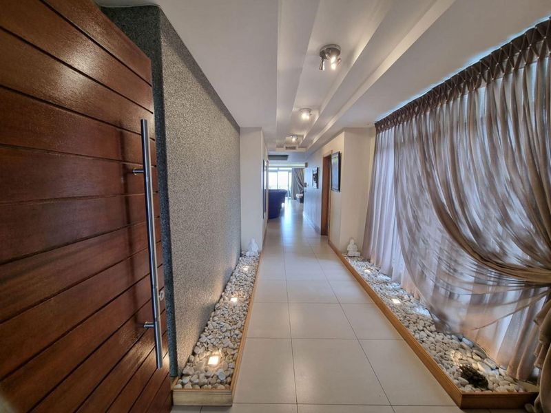 Apartment For Sale in Essenwood, Durban, KwaZulu Natal - Photo 8