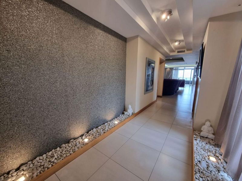 Apartment For Sale in Essenwood, Durban, KwaZulu Natal - Photo 7
