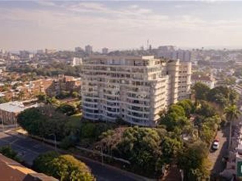 Apartment For Sale in Essenwood, Durban, KwaZulu Natal - Photo 2