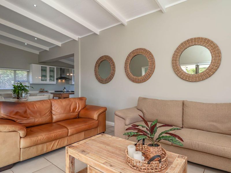 House For Sale in Brenton On Sea, Knysna with Ocean Views - Photo 7