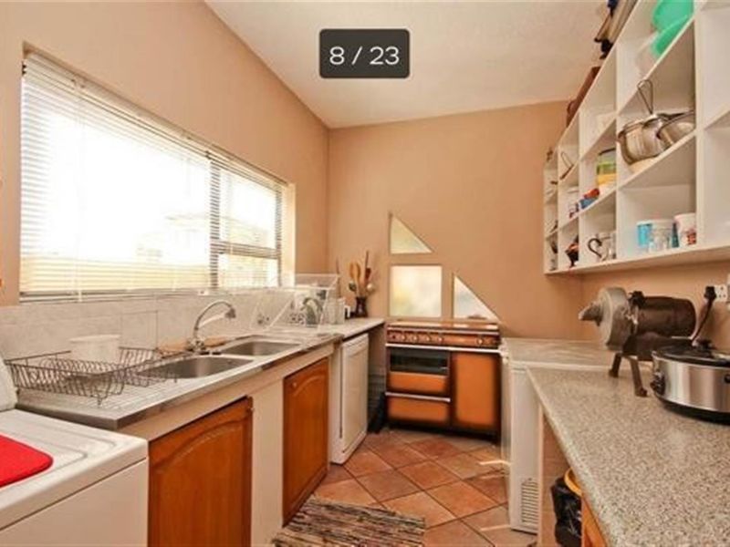 Back on the Market- Entertainers Dream Home in Greenways Golf Estate, Strand - Photo 10