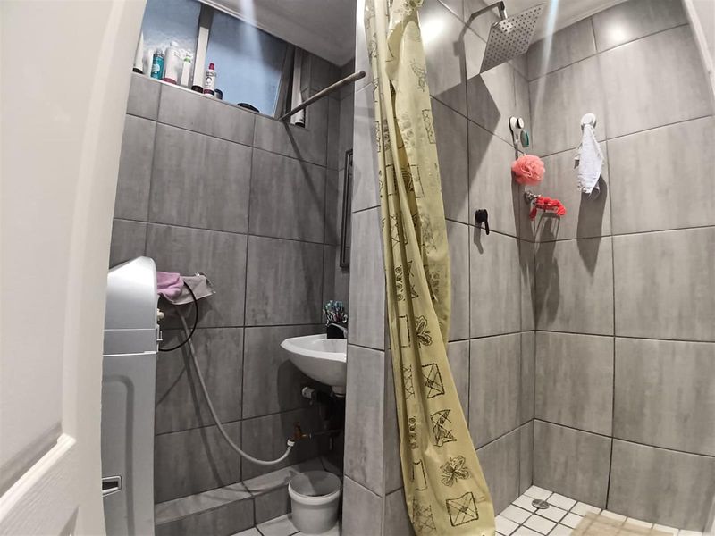 Apartment For Sale in South Beach, Durban, KwaZulu Natal - Photo 5