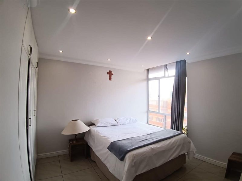 Apartment For Sale in South Beach, Durban, KwaZulu Natal - Photo 4