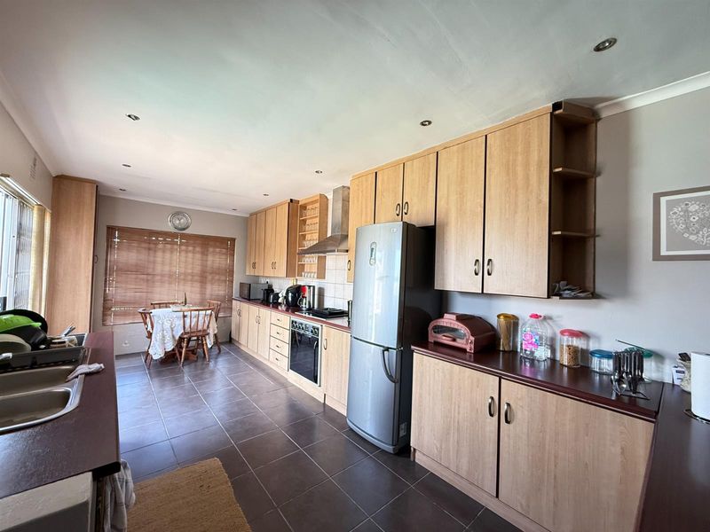 Modern Dual-Living Home with Spacious Flatlet and Pool in Vasco Estate - Photo 5