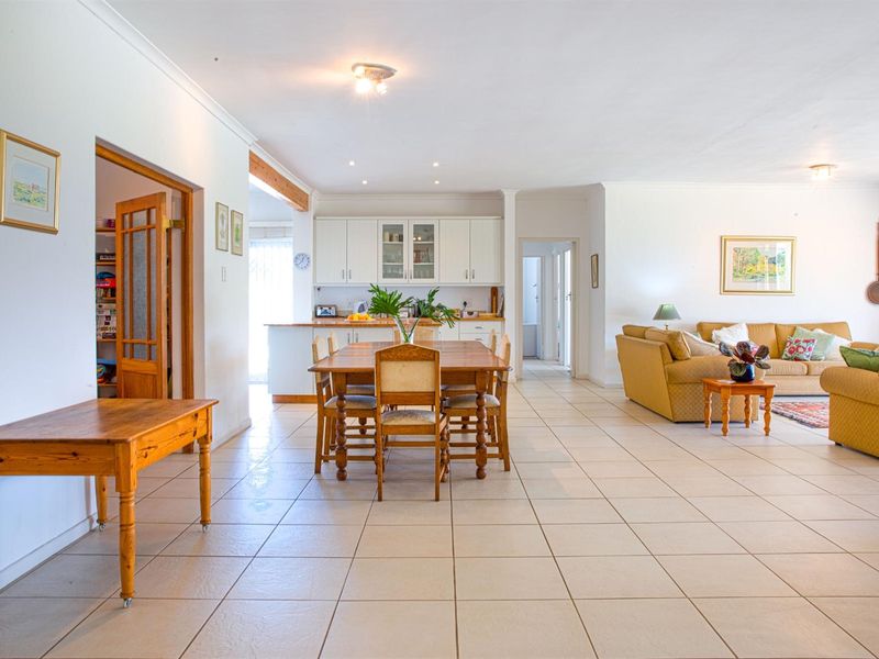 House For Sale in Pringle Bay - Photo 8