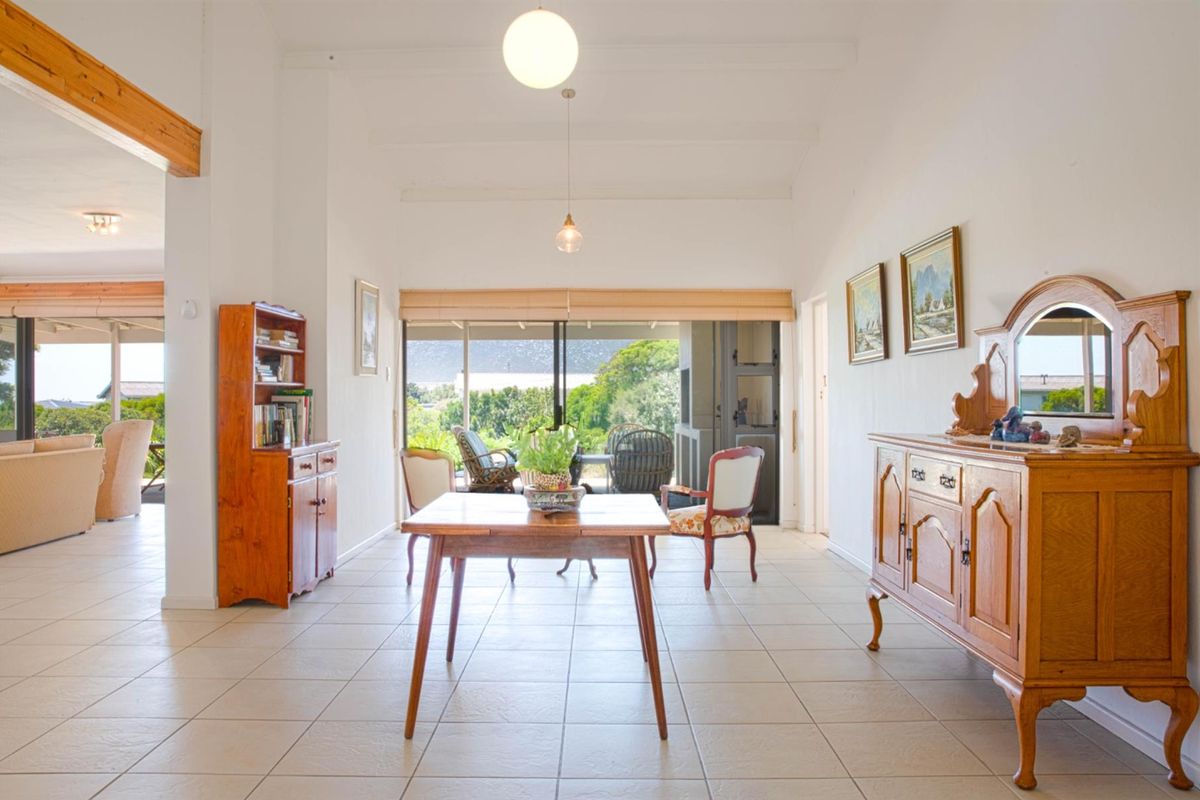 House For Sale in Pringle Bay - Photo 5