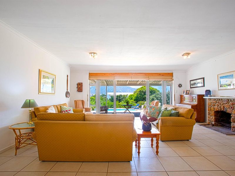 House For Sale in Pringle Bay - Photo 4