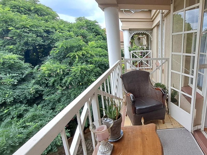 Balcony view 2 bedroom retirement unit - Photo 2