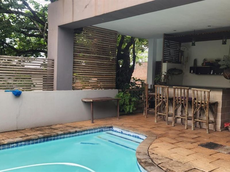 A Rare Shakas Rock Gem Offering Effortless Beachside Living - Photo 3