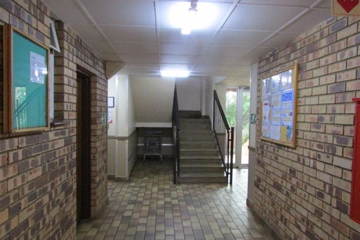 Apartment in Wonderboom South - Photo 3