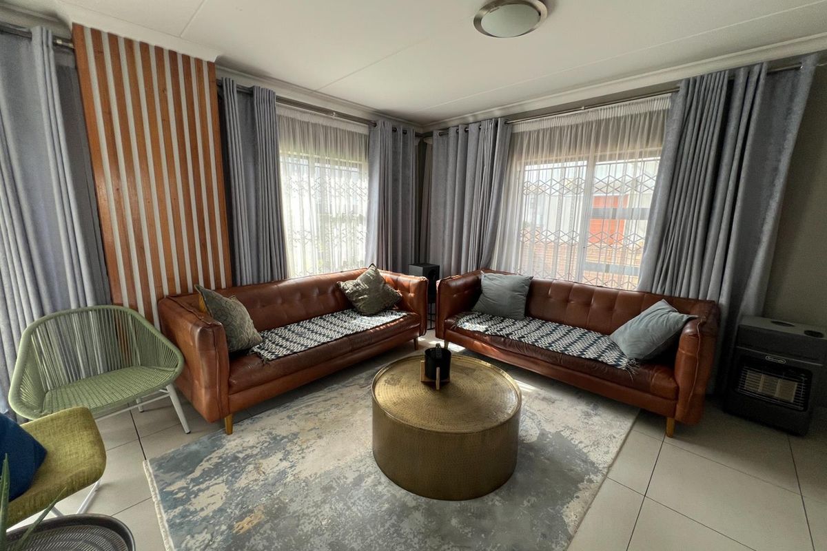 House For Sale in Thatchfield Ridge, Centurion. - Photo 4