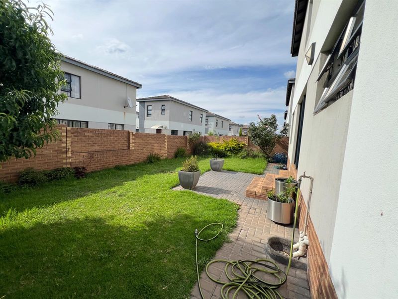 House For Sale in Thatchfield Ridge, Centurion. - Photo 3