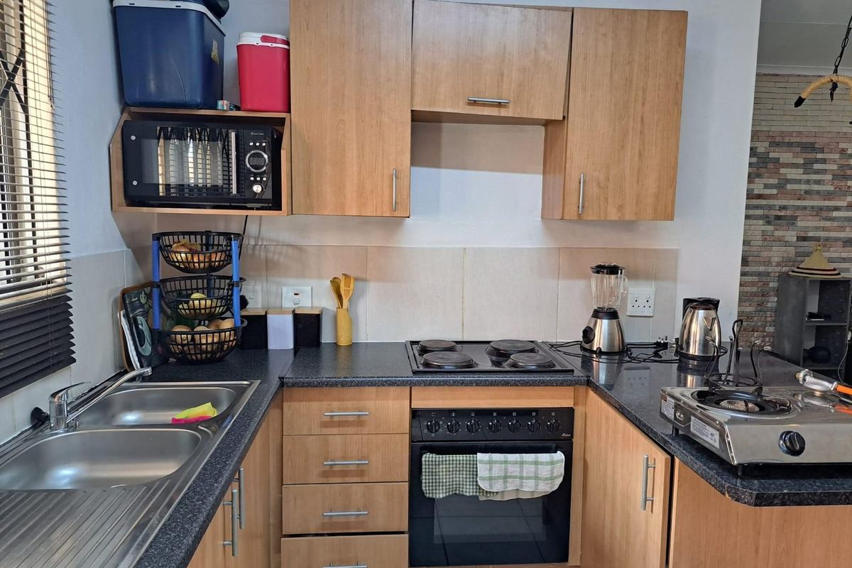 Apartment For Sale in Groblerpark Ext, Roodepoort - Photo 5