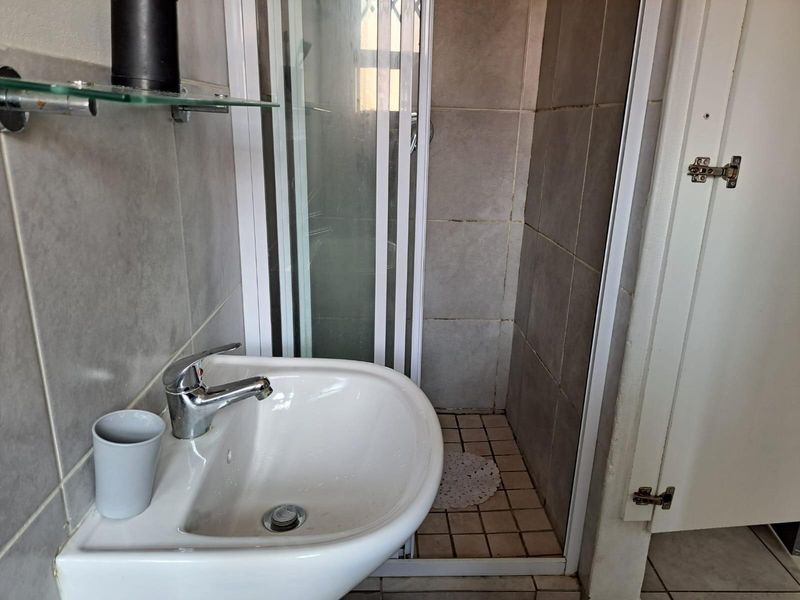 Apartment For Sale in Groblerpark Ext, Roodepoort - Photo 10