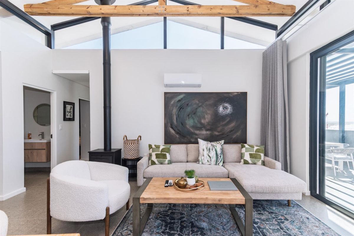 Supa luxe, chill beachfront Penthouse Stay - Photo 4
