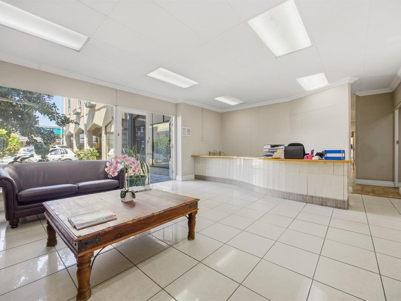 135 m2 Office Space For Sale on Main Road, Paarl - Photo 4