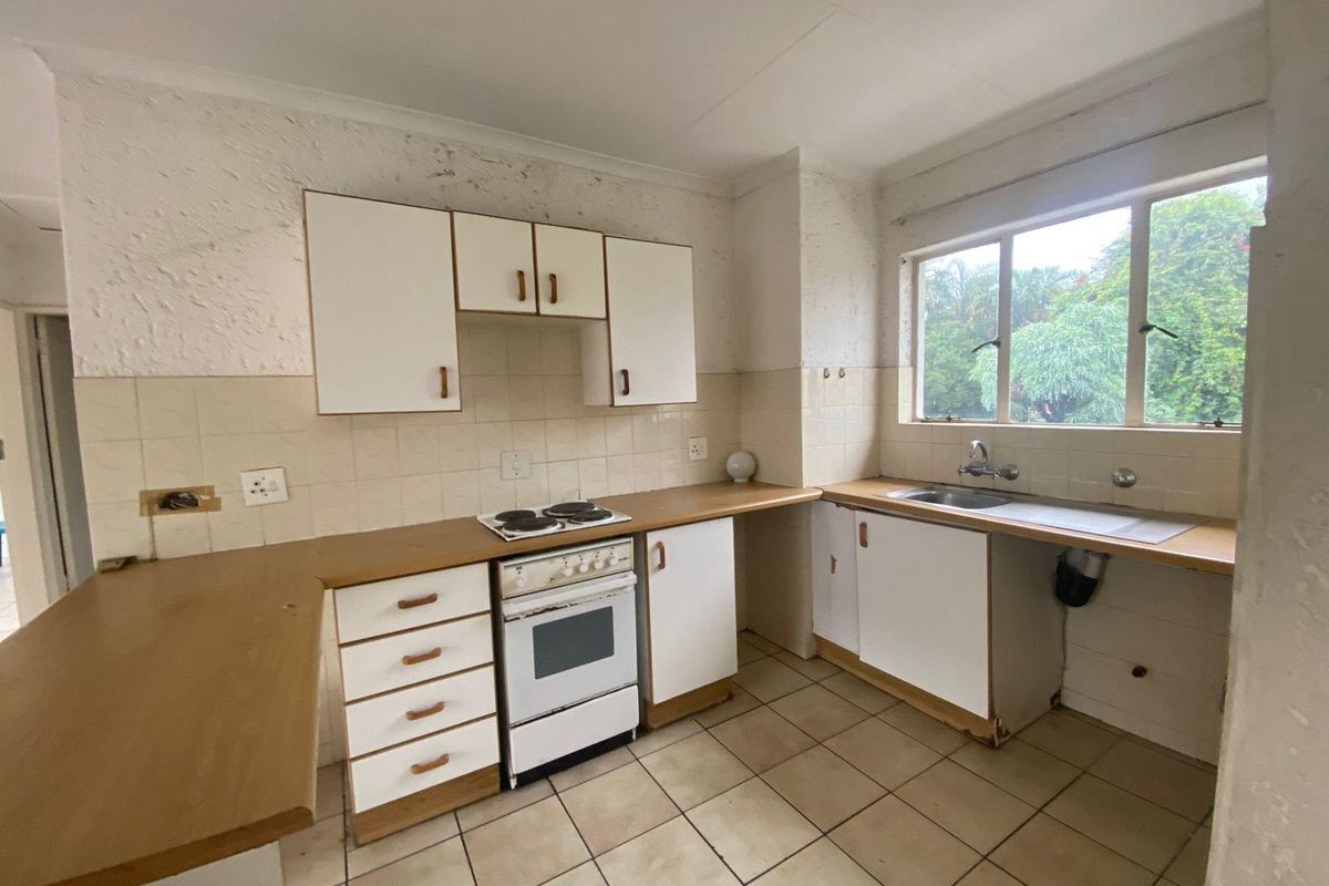 Secure Apartment for sale in Glen Marais - Photo 4
