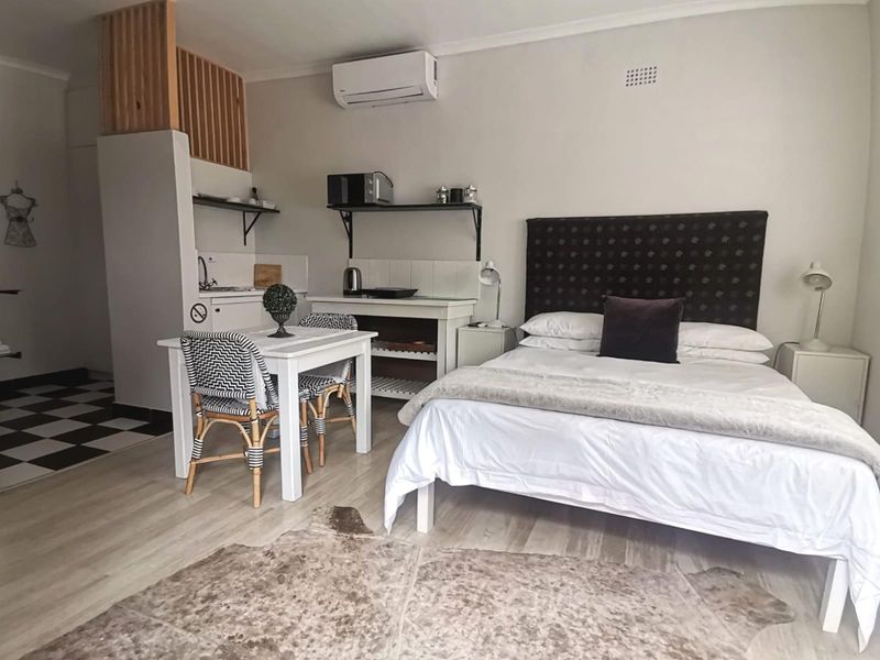 Beautiful Furnished Studio Apartment to Rent in Paarl - Photo 5