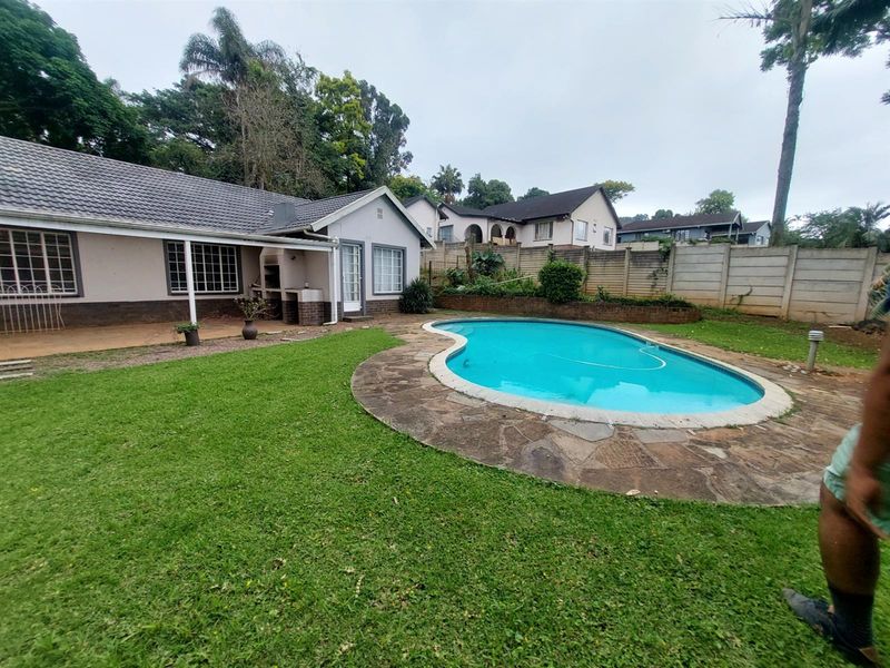 4 bed 2.5 bath property For Sale in Chase Valley Heights, Pietermaritzburg, KwaZulu Natal - Photo 3