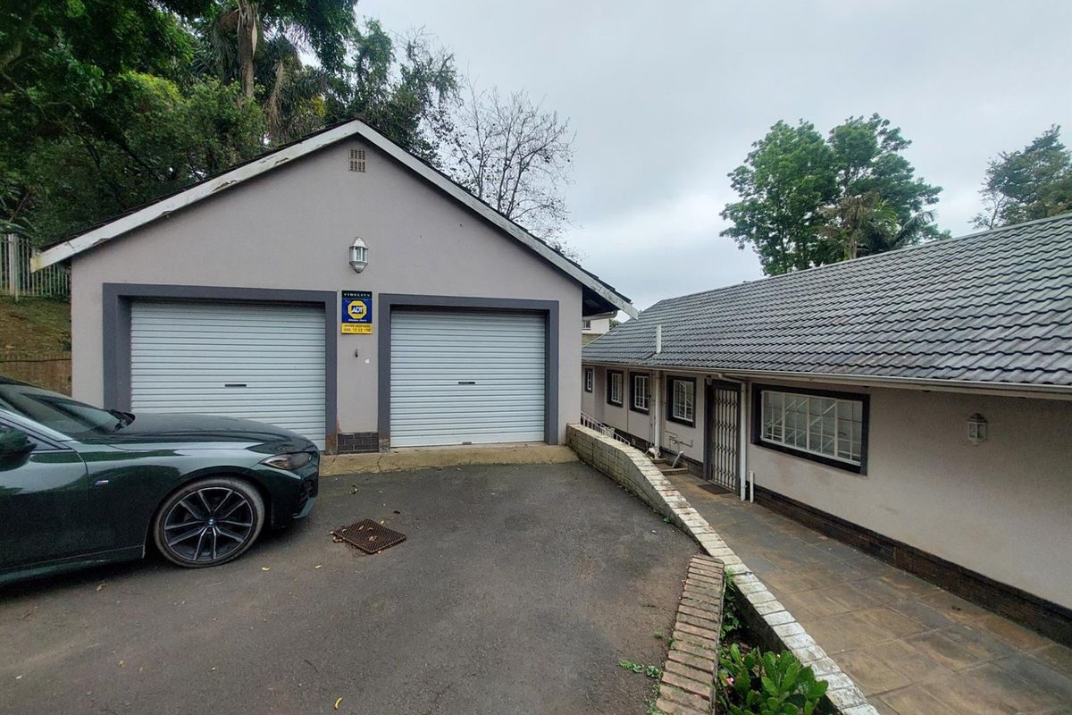 4 bed 2.5 bath property For Sale in Chase Valley Heights, Pietermaritzburg, KwaZulu Natal - Photo 5