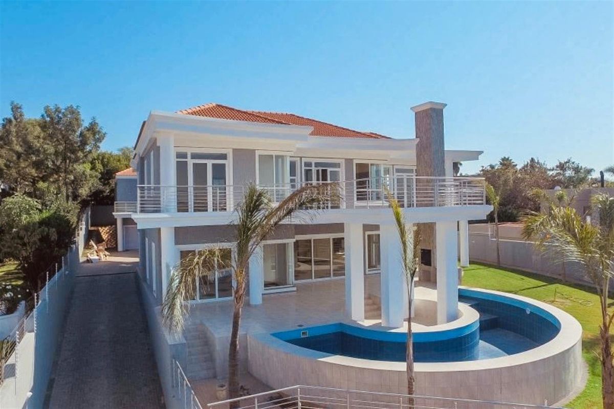 Ideally Located Mansion to Rent - Waterkloof Ridge - Photo 4