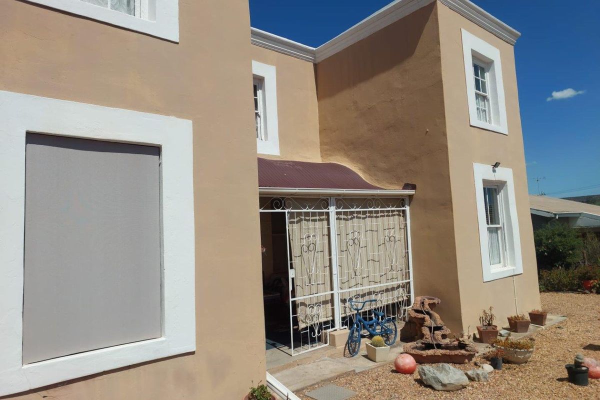 House For Sale in Ladismith - Photo 3