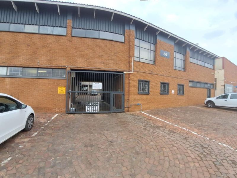 82 m2 Industrial Property To Rent in Koedoespoort Industrial, Pretoria - Photo 3
