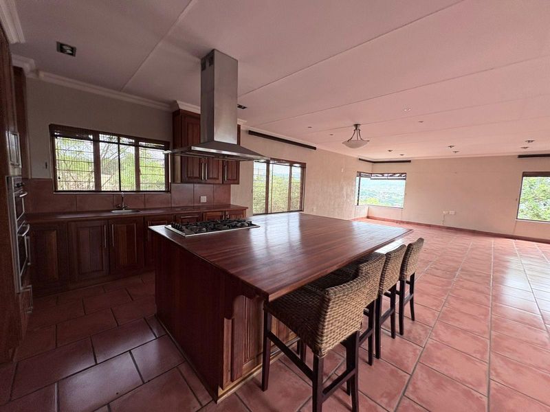 Amazing 4-Bedroom Beauty in Dio Solé, Stonehenge - Photo 10