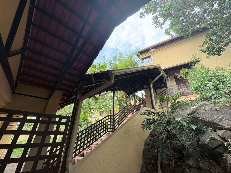 Amazing 4-Bedroom Beauty in Dio Solé, Stonehenge - Photo 7