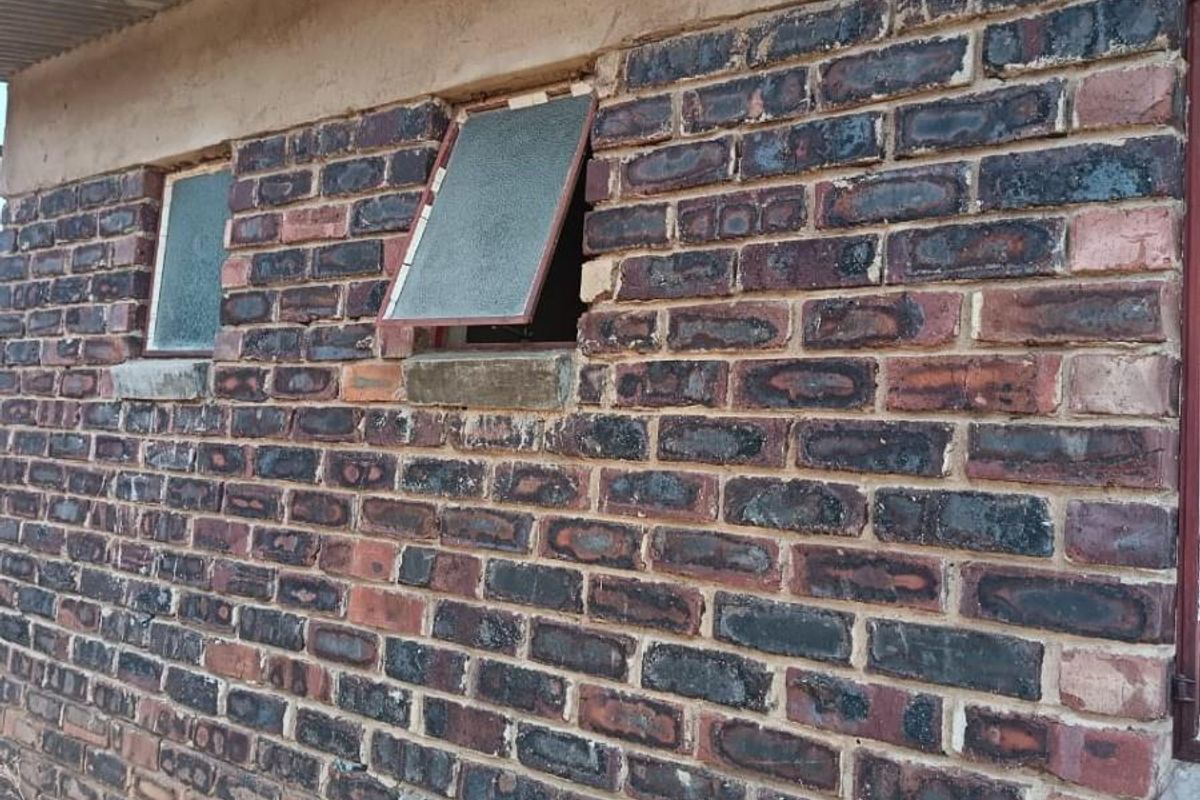 4 Room House For Sale in Mankweng, Polokwane - Photo 4