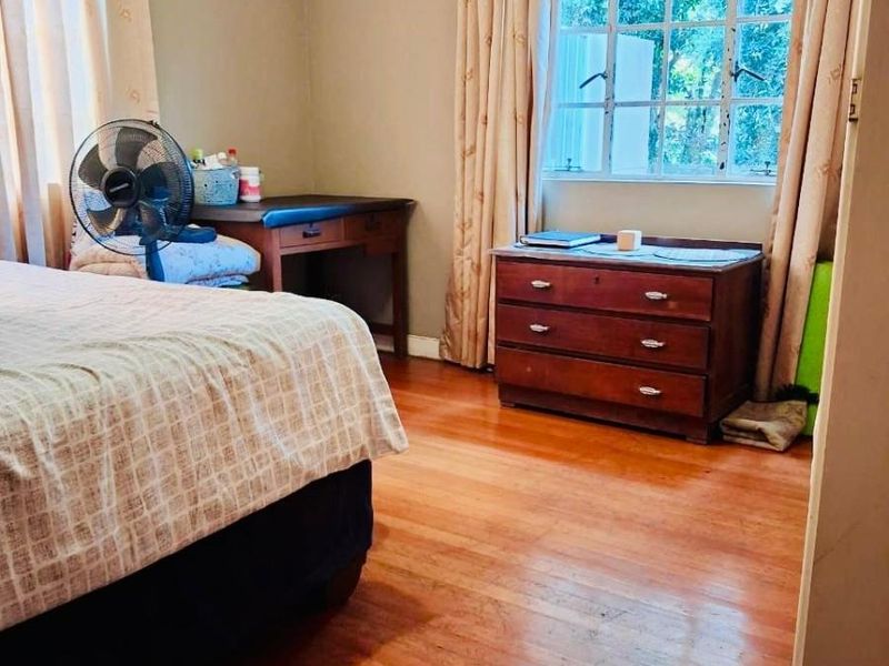 Prime UKZN Student Investment - 200m from the main campus Science Department - Photo 10