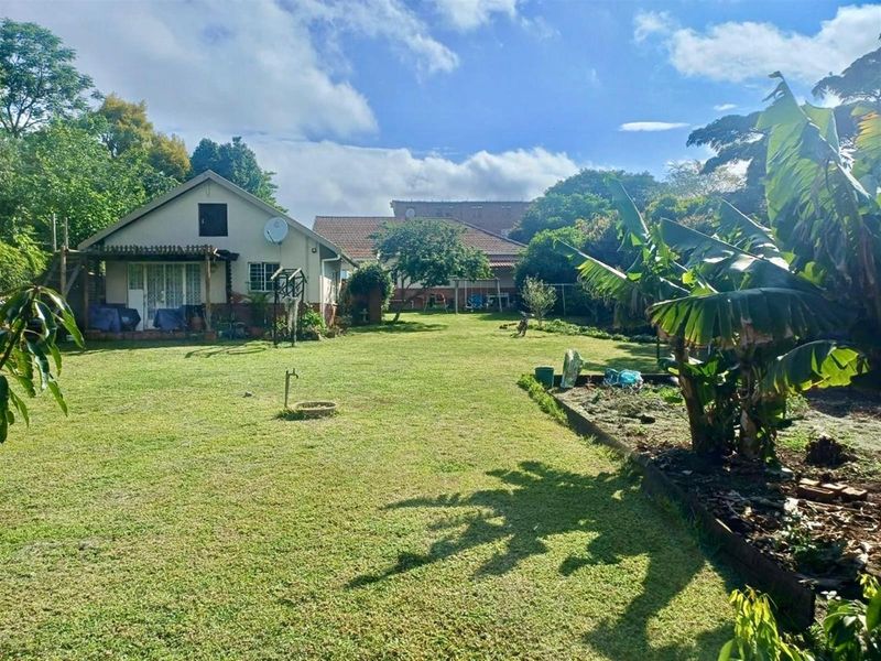 Prime UKZN Student Investment - 200m from the main campus Science Department - Photo 3